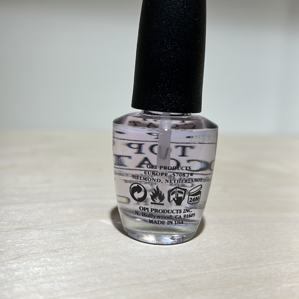 OPI Nail TOP COAT - Picture 3 of 3